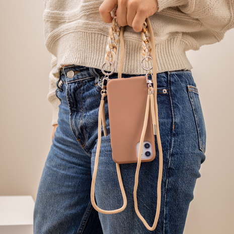 ShieldCase® ShieldCase iPhone 13 Hülle mit Band und Kette (Braun) ShieldCase® ShieldCase iPhone 13 Hülle mit Band und Kette (Braun)