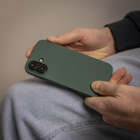 Ceezs Ceezs Hülle Silikon iPhone 16 (Dunkelgrün) Ceezs Ceezs Hülle Silikon iPhone 16 (Dunkelgrün)