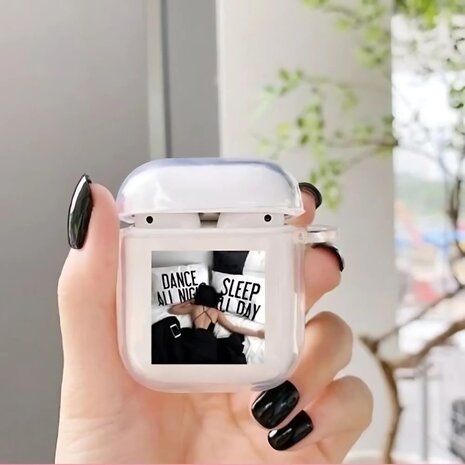 ShieldCase® Shieldcase Sleepy Girl AirPods 2 Hülle ShieldCase® Shieldcase Sleepy Girl AirPods 2 Hülle