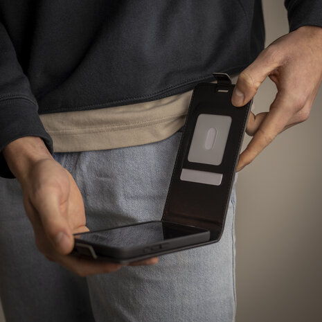 ShieldCase® ShieldCase Flip Case iPhone 16 (Schwarz) ShieldCase® ShieldCase Flip Case iPhone 16 (Schwarz)