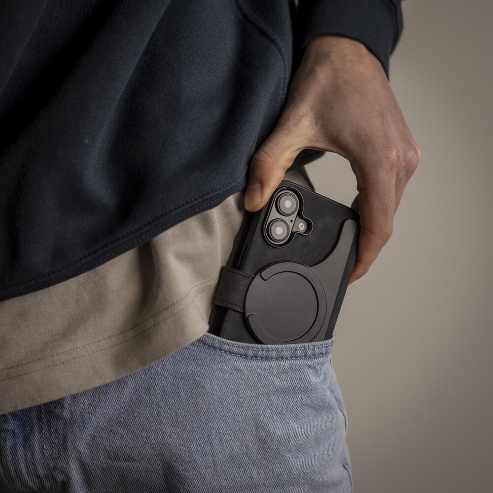 Coverzs Coverzs 2-in-1 MagSafe Book Case iPhone 16 Plus (Schwarz) Coverzs Coverzs 2-in-1 MagSafe Book Case iPhone 16 Plus (Schwarz)