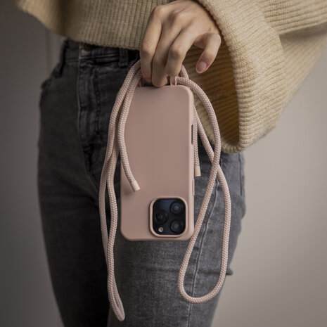 Coverzs Coverzs Silikon Hülle mit Band iPhone 16 Pro (Rosa) Coverzs Coverzs Silikon Hülle mit Band iPhone 16 Pro (Rosa)