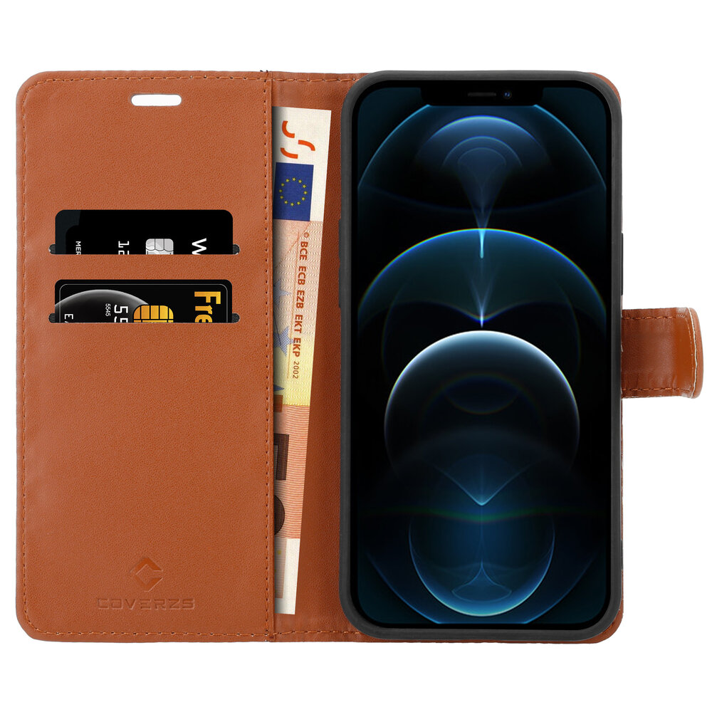 Coverzs Coverzs iPhone 12 Book Case (Braun)