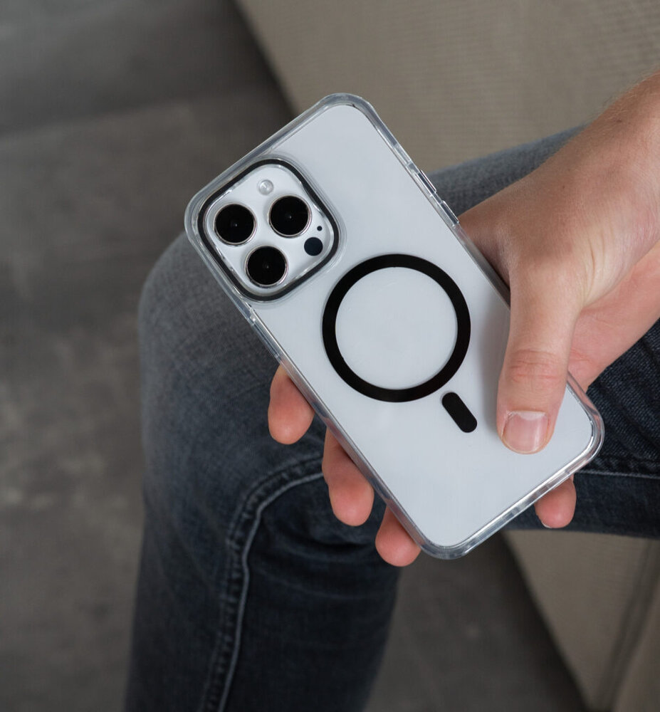 Coverzs Coverzs iPhone 14 Pro Clear metallic Hülle mit MagSafe (Schwarz) Coverzs Coverzs iPhone 14 Pro Clear metallic Hülle mit MagSafe (Schwarz)