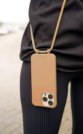 Coverzs Coverzs iPhone 15 Plus Silikon Hülle mit Kord (Beige) Coverzs Coverzs iPhone 15 Plus Silikon Hülle mit Kord (Beige)