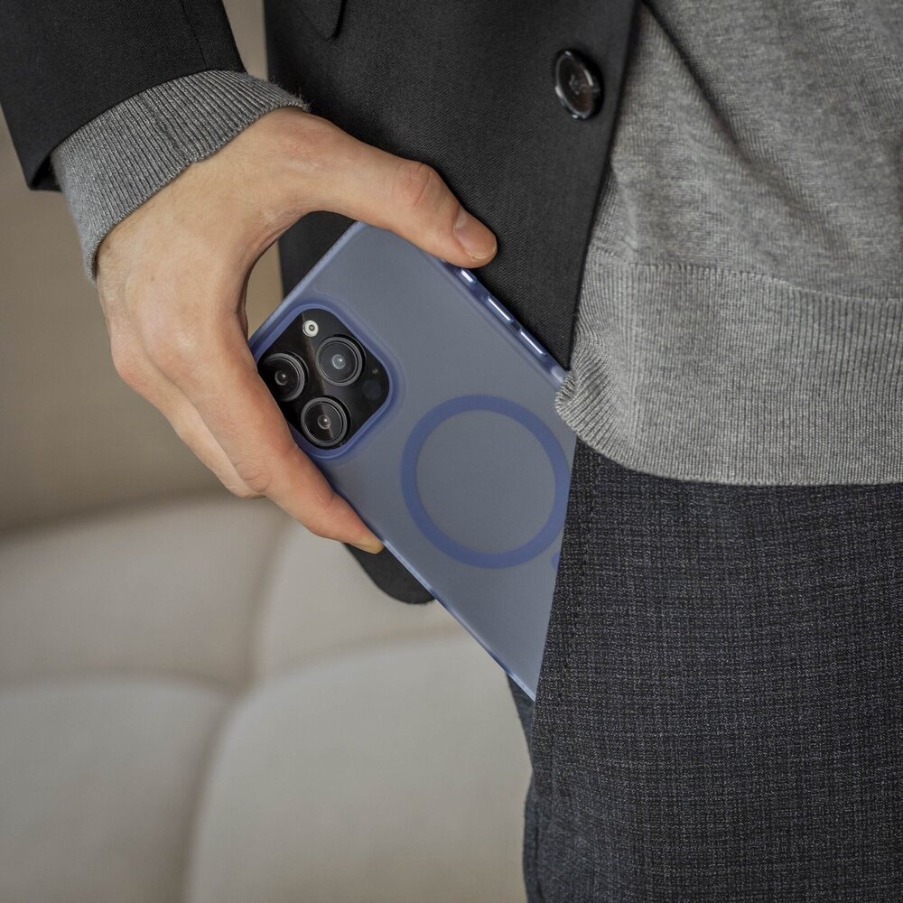 Coverzs Coverzs iPhone 14 Pro glatte Silikonhülle MagSafe (Hellblau) Coverzs Coverzs iPhone 14 Pro glatte Silikonhülle MagSafe (Hellblau)