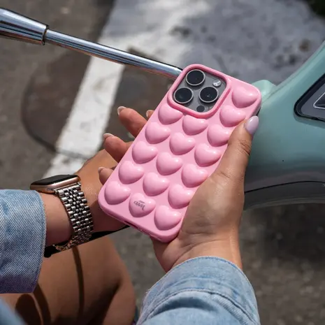 xoxo Wildhearts xoxo Wildhearts Heartbreaker Pink - iPhone 14 Plus Hülle xoxo Wildhearts xoxo Wildhearts Heartbreaker Pink - iPhone 14 Plus Hülle