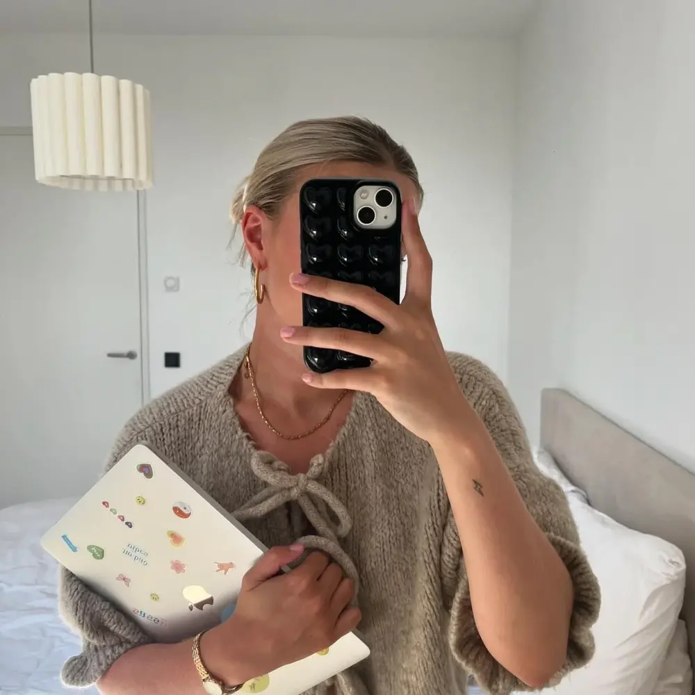 xoxo Wildhearts xoxo Wildhearts Heartbreaker Black - iPhone 12 Pro Hülle xoxo Wildhearts xoxo Wildhearts Heartbreaker Black - iPhone 12 Pro Hülle