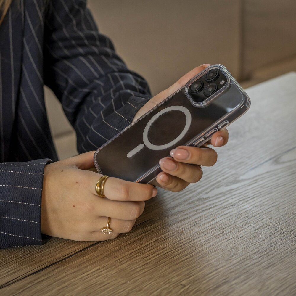 Coverzs Coverzs iPhone 14 Pro Max Luxus TPU MagSafe Hülle (Transparent)