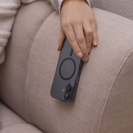 Coverzs Coverzs iPhone 16 Plus matte MagSafe Hülle (Transparent/Schwarz) Coverzs Coverzs iPhone 16 Plus matte MagSafe Hülle (Transparent/Schwarz)