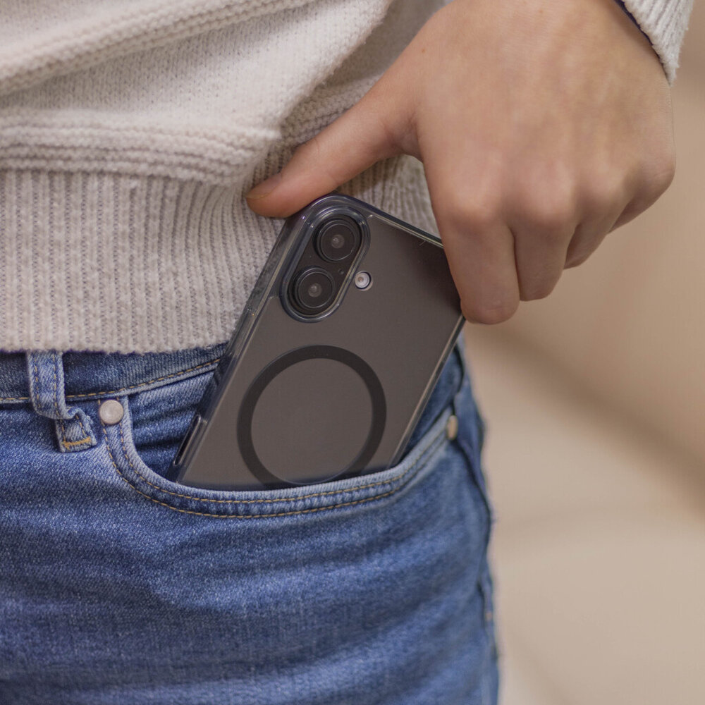 Coverzs Coverzs iPhone 16 Plus matte MagSafe Hülle (Transparent/Schwarz) Coverzs Coverzs iPhone 16 Plus matte MagSafe Hülle (Transparent/Schwarz)