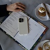 xoxo Wildhearts xoxo Wildhearts Shockproof Silikonhülle Beige - iPhone 16 Pro xoxo Wildhearts xoxo Wildhearts Shockproof Silikonhülle Beige - iPhone 16 Pro