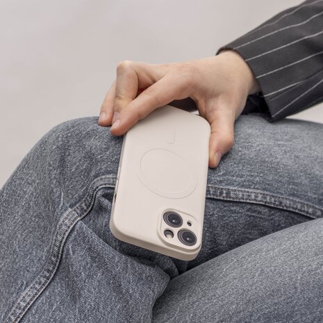 ShieldCase® ShieldCase iPhone 13 Silikon MagSafe back cover (Beige) ShieldCase® ShieldCase iPhone 13 Silikon MagSafe back cover (Beige)