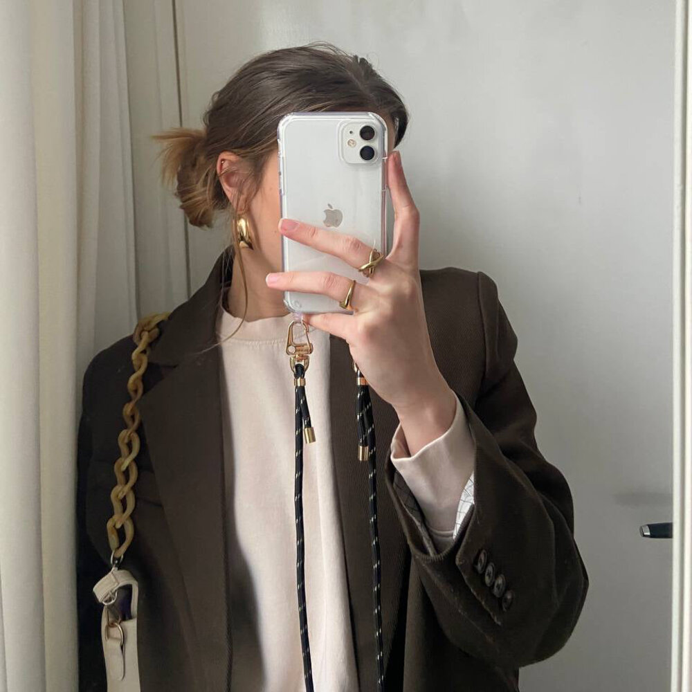 xoxo Wildhearts xoxo Wildhearts Samsung Galaxy S25 Plus - Gold Goddess Hülle mit Kord xoxo Wildhearts xoxo Wildhearts Samsung Galaxy S25 Plus - Gold Goddess Hülle mit Kord