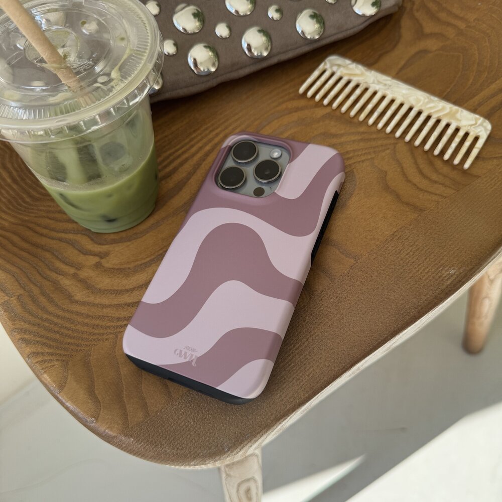 xoxo Wildhearts xoxo Wildhearts Ride With Me Brown - iPhone 13 Pro Hülle