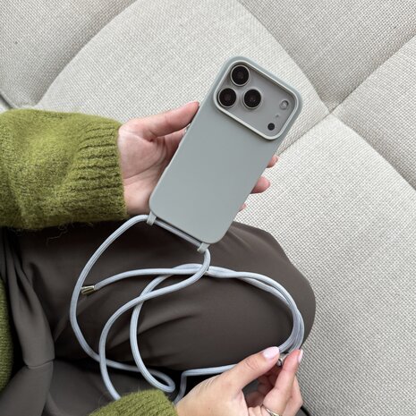 ShieldCase® ShieldCase iPhone 13 Hülle mit Band (Grau) ShieldCase® ShieldCase iPhone 13 Hülle mit Band (Grau)