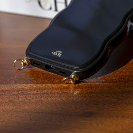 xoxo Wildhearts xoxo Wildhearts Glossy Wavy Cord Case Black - iPhone 17 xoxo Wildhearts xoxo Wildhearts Glossy Wavy Cord Case Black - iPhone 17