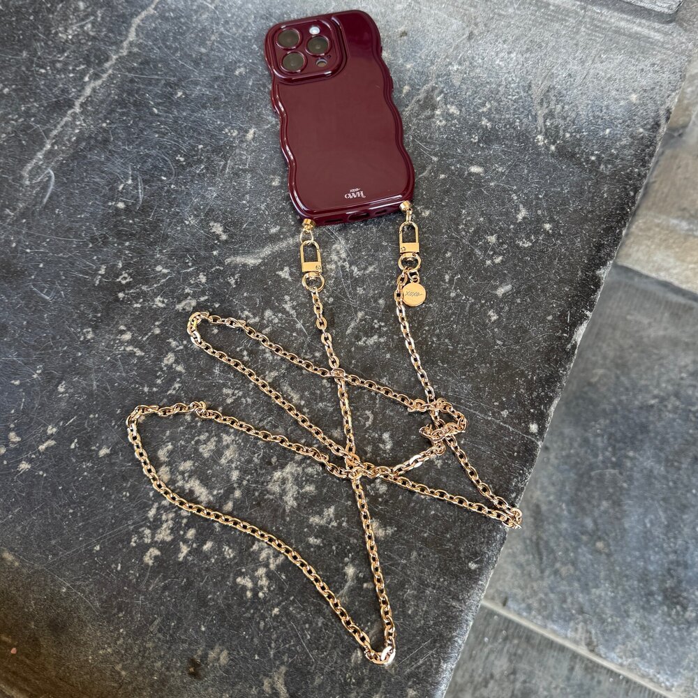 xoxo Wildhearts xoxo Wildhearts Glossy Wavy Cord Case Burgundy - Dreamy (long) - iPhone 17 Pro