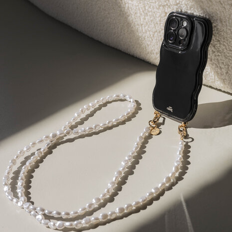 xoxo Wildhearts xoxo Wildhearts Glossy Wavy Cord Case Black - Pearlfection (long) - iPhone 17 Pro xoxo Wildhearts xoxo Wildhearts Glossy Wavy Cord Case Black - Pearlfection (long) - iPhone 17 Pro