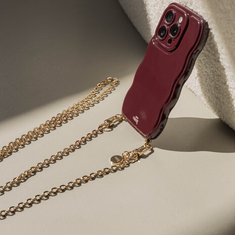 xoxo Wildhearts xoxo Wildhearts Glossy Wavy Cord Case Burgundy - Dreamy (long) - iPhone 17 Pro Max xoxo Wildhearts xoxo Wildhearts Glossy Wavy Cord Case Burgundy - Dreamy (long) - iPhone 17 Pro Max