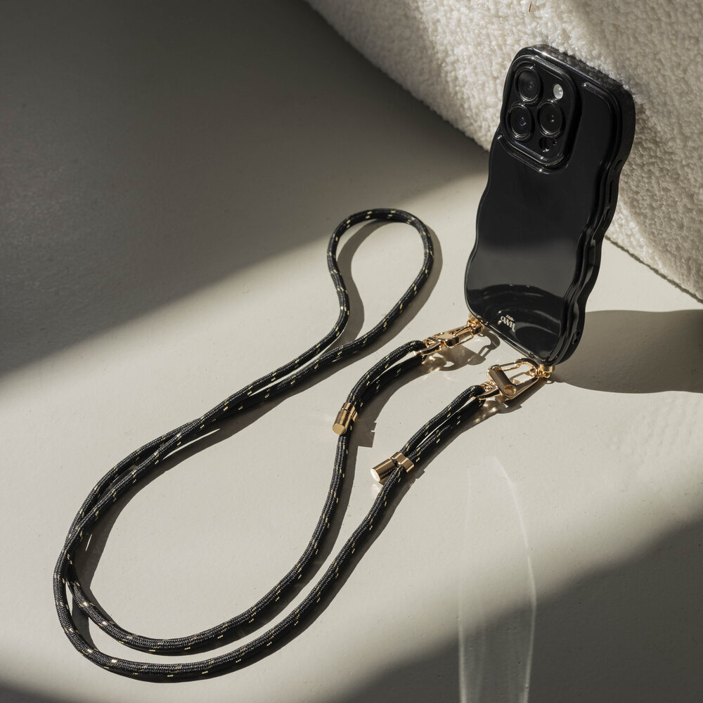 xoxo Wildhearts xoxo Wildhearts Glossy Wavy Cord Case Black - Gold Goddess - iPhone 17 Pro Max xoxo Wildhearts xoxo Wildhearts Glossy Wavy Cord Case Black - Gold Goddess - iPhone 17 Pro Max