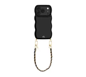 xoxo Wildhearts Glossy Wavy Cord Case Black - Classic Chain Black (short) - iPhone 17 Pro Max
