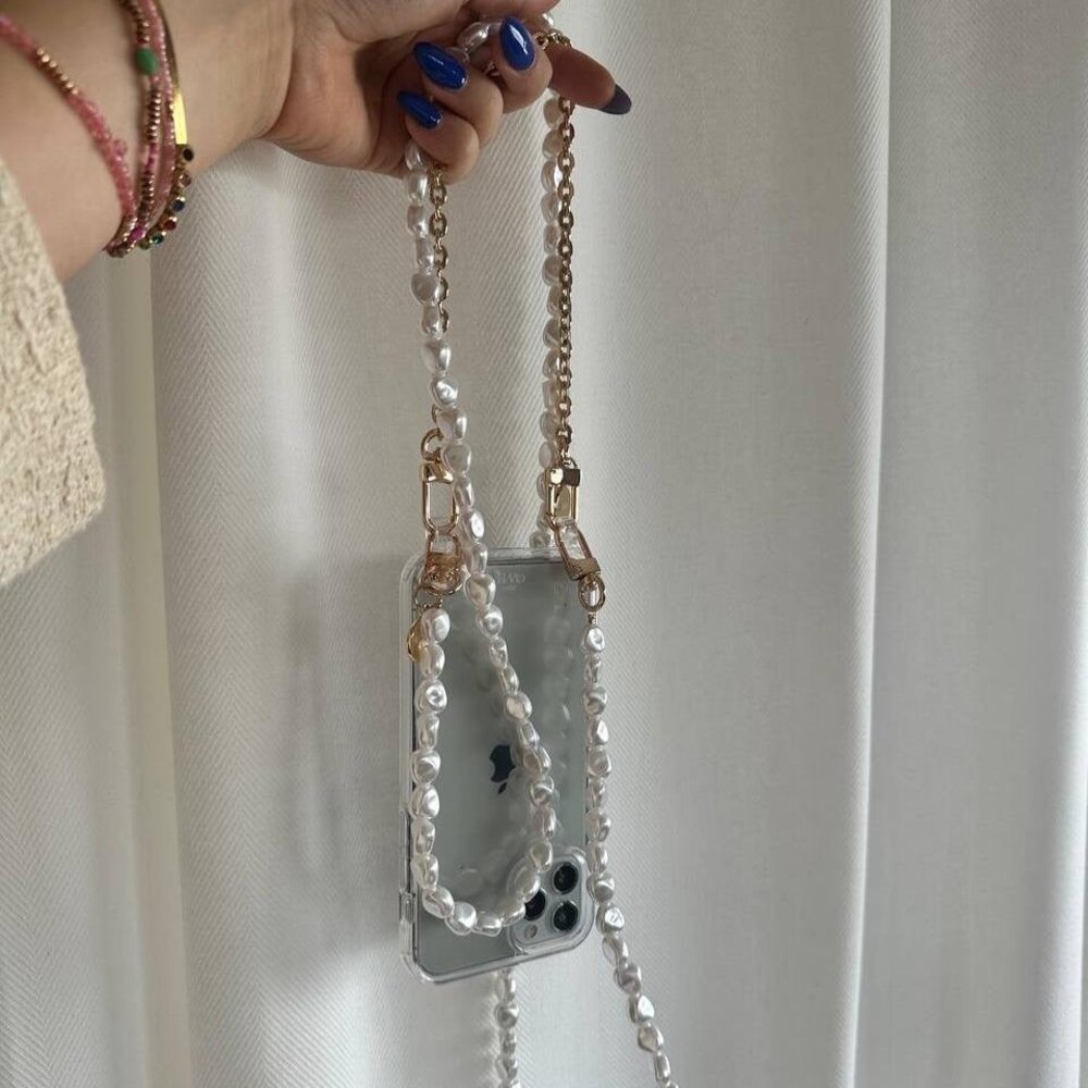 xoxo Wildhearts xoxo Wildhearts Samsung Galaxy S26 Ultra - Dreamy Transparant Cord Case - Short Cord xoxo Wildhearts xoxo Wildhearts Samsung Galaxy S26 Ultra - Dreamy Transparant Cord Case - Short Cord