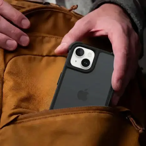 Coverzs Coverzs iPhone 13 Pro matte Shockcase (Schwarz)