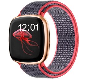 Strap-it® Fitbit Versa 3 Armband Nylon (Helles Pulver) Strap-it® Fitbit Versa 3 Armband Nylon (Helles Pulver)