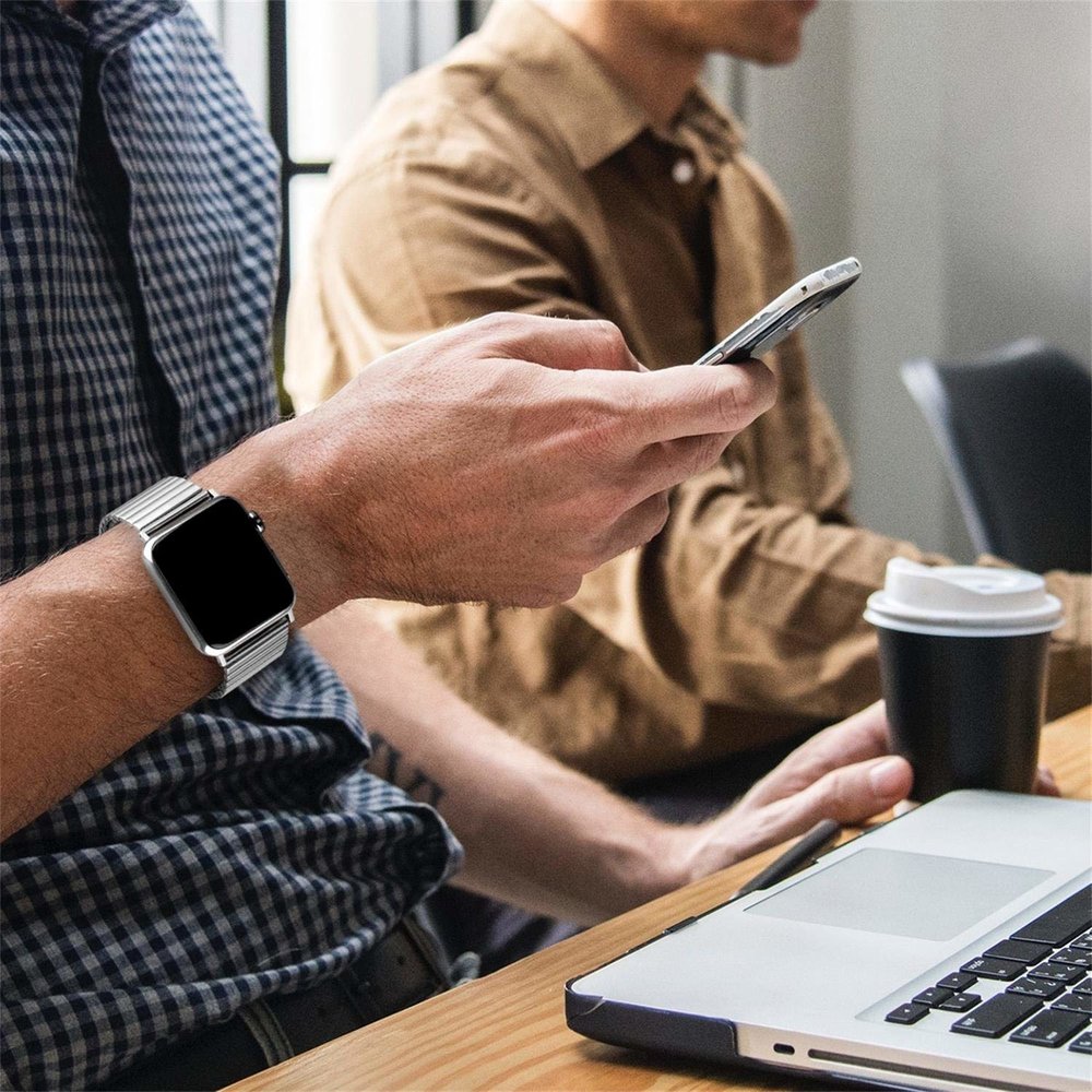 Strap-it® Strap-it Apple Watch Stahl-Stretchband (Silber) Strap-it® Strap-it Apple Watch Stahl-Stretchband (Silber)