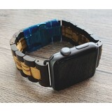 Strap-it® Apple Watch Ultra Holzarmband (Schwarz/Hellbraun) Strap-it® Apple Watch Ultra Holzarmband (Schwarz/Hellbraun)