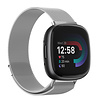 Strap-it® Strap-it Fitbit Versa 4 Milanese Armband (Silber) Strap-it® Strap-it Fitbit Versa 4 Milanese Armband (Silber)