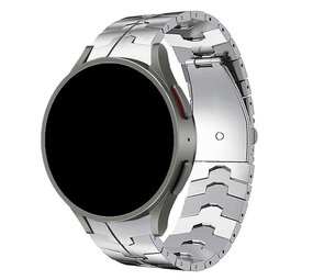 Strap-it® Samsung Galaxy Watch 6 Classic 47mm Special Edition Stahlarmband (Silber) Strap-it® Samsung Galaxy Watch 6 Classic 47mm Special Edition Stahlarmband (Silber)