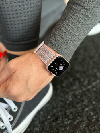 Apple Watch Ultra Nylonarmband Rosa Sand Smartwatcharmbaender