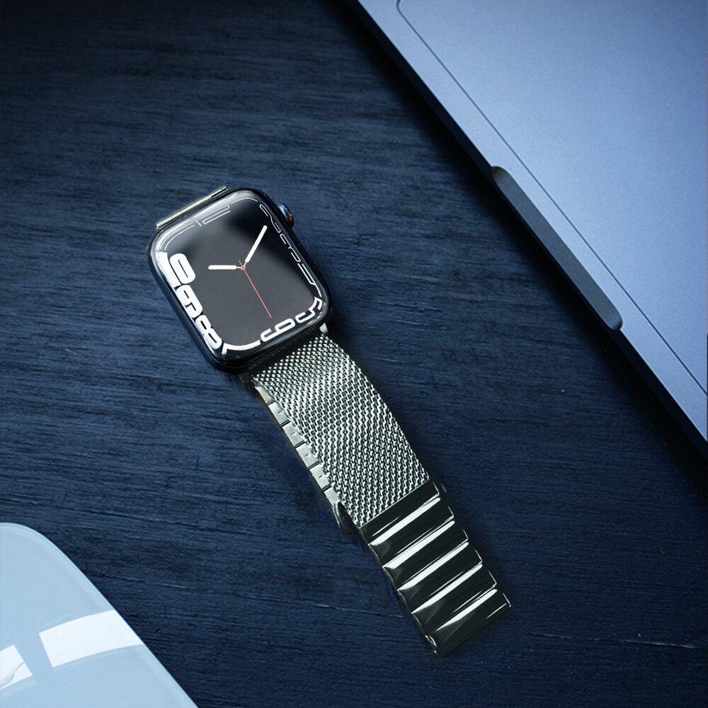 Strap-it® Strap-it Apple Watch 8 Milanese Stahlarmband (Silber) Strap-it® Strap-it Apple Watch 8 Milanese Stahlarmband (Silber)