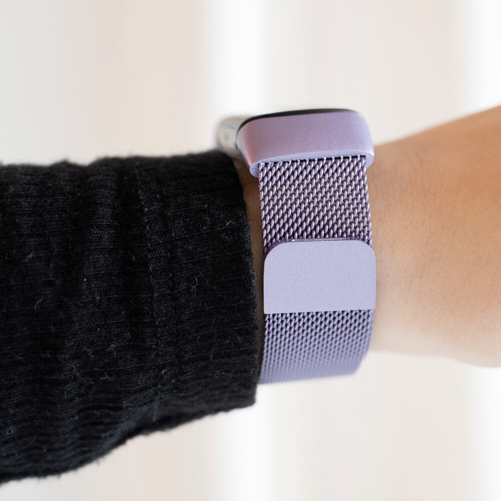 Strap-it® Strap-it® Fitbit Charge 5 Milanese Armband (Helllila) Strap-it® Strap-it® Fitbit Charge 5 Milanese Armband (Helllila)