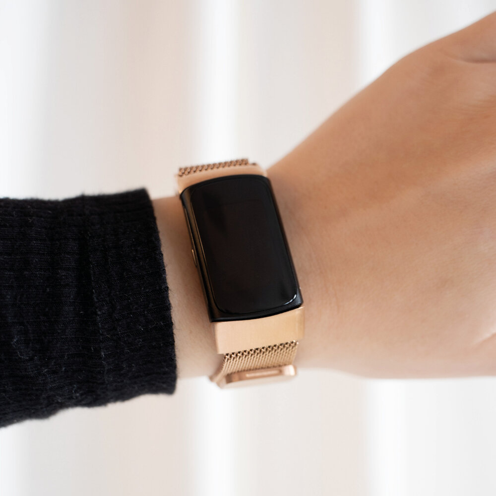 Strap-it® Strap-it® Fitbit Charge 5 Milanese Armband (Roségold) Strap-it® Strap-it® Fitbit Charge 5 Milanese Armband (Roségold)