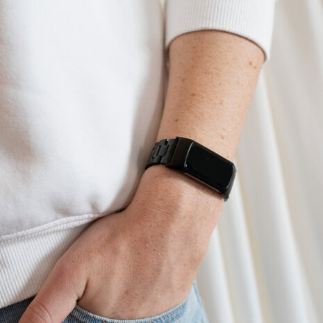 Strap-it® Strap-it Fitbit Charge 5 Metal Link Armband (Schwarz) Strap-it® Strap-it Fitbit Charge 5 Metal Link Armband (Schwarz)