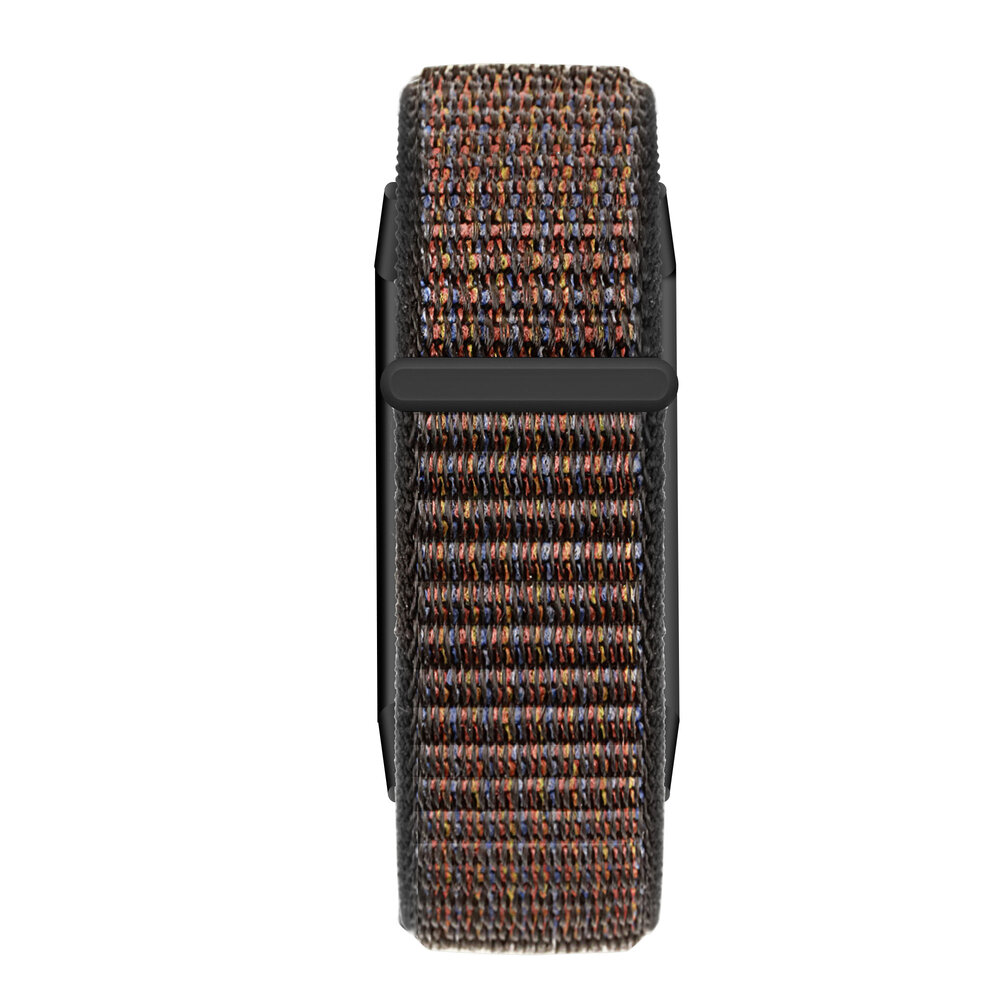 Bandz Bandz Fitbit Charge 5 Nylon Loop-band (Schwarz Mix) Bandz Bandz Fitbit Charge 5 Nylon Loop-band (Schwarz Mix)