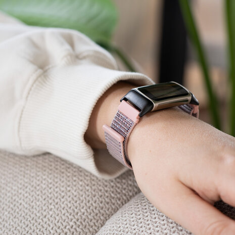 Strap-it® Strap-it® Fitbit Charge 5 Nylonarmband (Rosa) Strap-it® Strap-it® Fitbit Charge 5 Nylonarmband (Rosa)