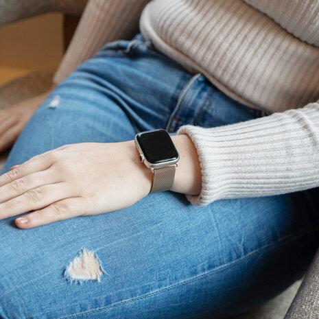 Strap-it® Strap-it Apple Watch Milanese Armband (Champagner) Strap-it® Strap-it Apple Watch Milanese Armband (Champagner)