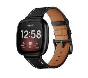 Strap-it® Fitbit Versa 4 Lederarmband (Schwarz)