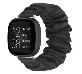 Strap-it® Fitbit Versa 3 Scrunchie Armband (Schwarz) Strap-it® Fitbit Versa 3 Scrunchie Armband (Schwarz)