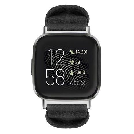 Strap-it® Strap-it Fitbit Versa 3 Scrunchie Armband (Schwarz) Strap-it® Strap-it Fitbit Versa 3 Scrunchie Armband (Schwarz)