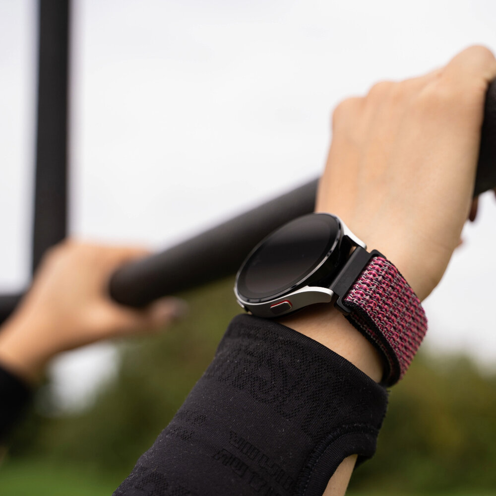 Strap-it® Strap-it Samsung Galaxy Watch 7 - 40mm Nylon Armband (True Berry) Strap-it® Strap-it Samsung Galaxy Watch 7 - 40mm Nylon Armband (True Berry)