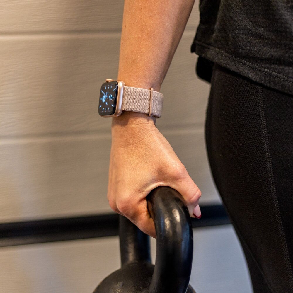 Strap-it® Strap-it Apple Watch Armband Nylon (Hellrosa) Strap-it® Strap-it Apple Watch Armband Nylon (Hellrosa)