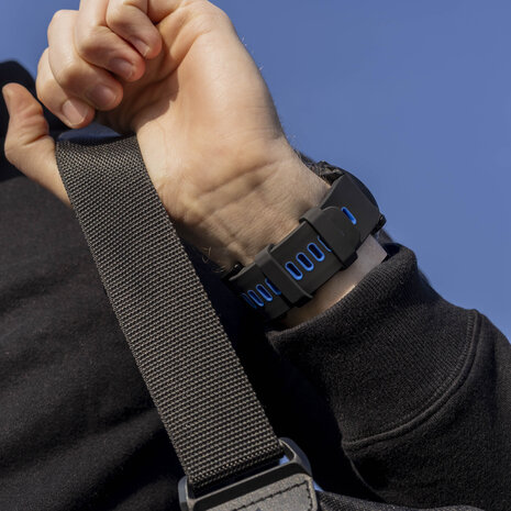 Strap-it® Strap-it Garmin Tactix 7 Sport Schnallenarmband (Schwarz/Blau)