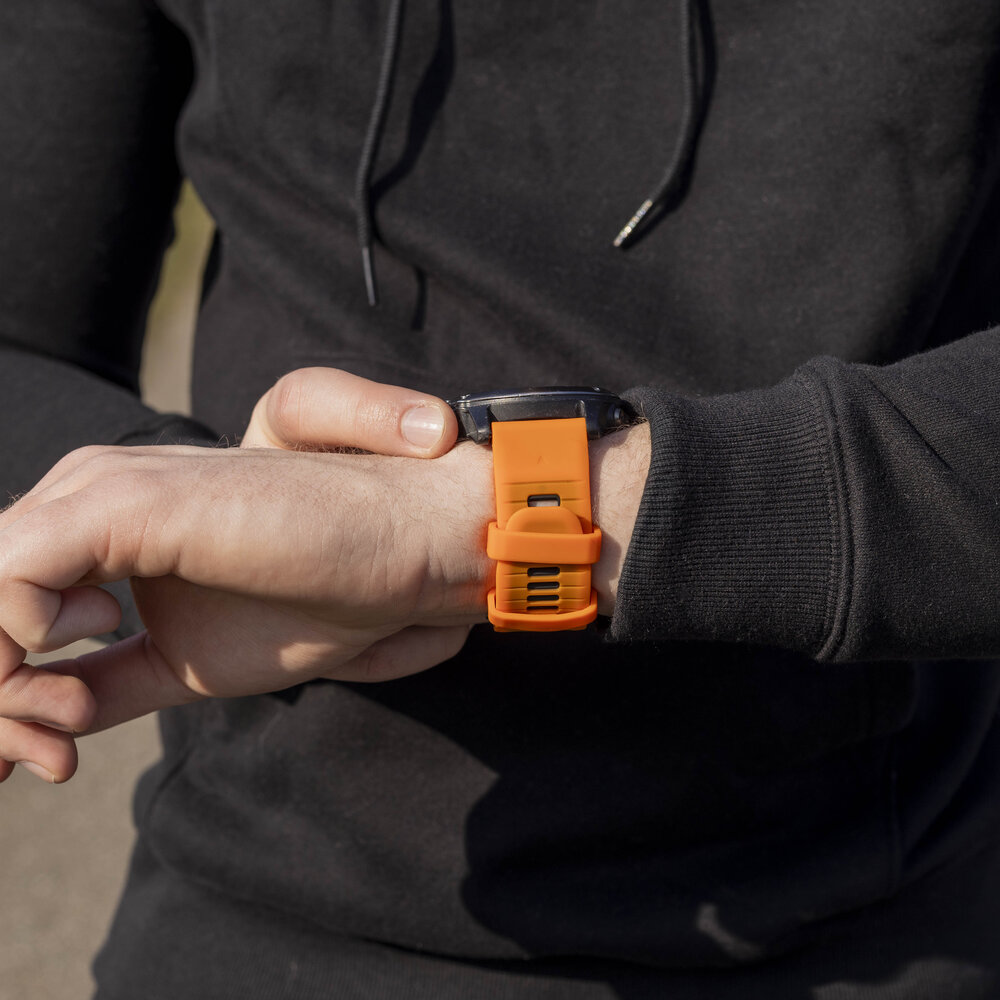 Strap-it® Strap-it Garmin Fenix 7x Sport Schnallenarmband (Orange/Schwarz) Strap-it® Strap-it Garmin Fenix 7x Sport Schnallenarmband (Orange/Schwarz)