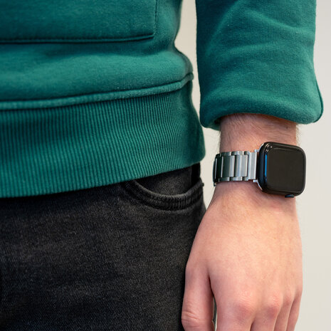 Bandz Bandz Apple Watch Titanium Gliederband (Silber) Bandz Bandz Apple Watch Titanium Gliederband (Silber)