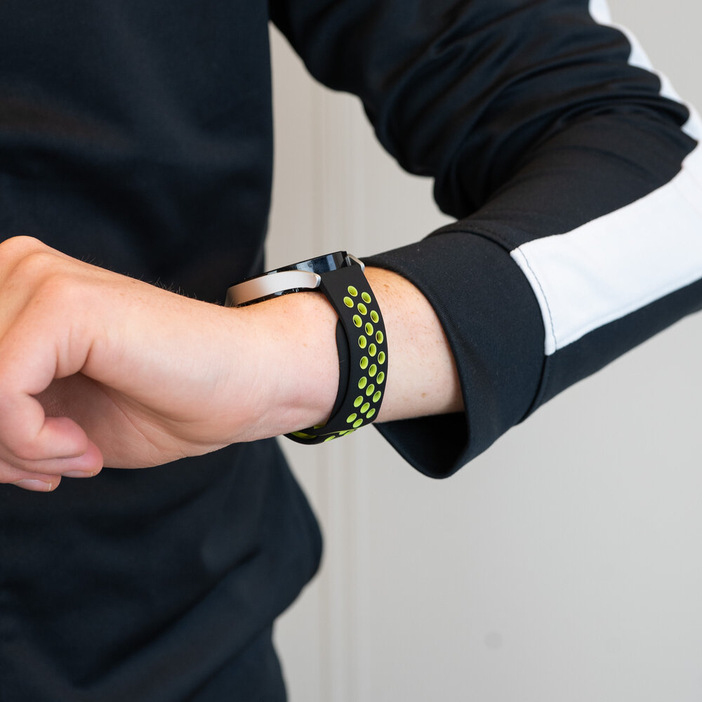 Bandz Bandz Amazfit Bip 6 Sportarmband 'Deluxe' (Schwarz/Gelb) Bandz Bandz Amazfit Bip 6 Sportarmband 'Deluxe' (Schwarz/Gelb)